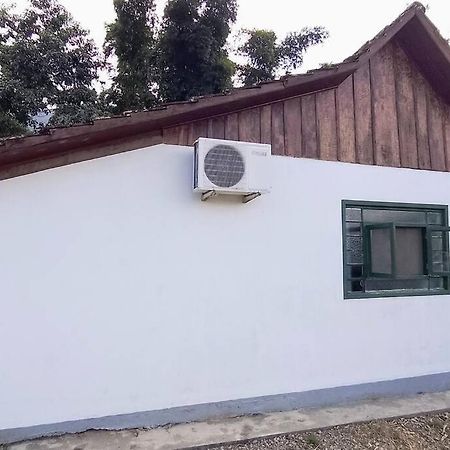 Villa Refugio Morro Da Tromba Joinville Exterior foto