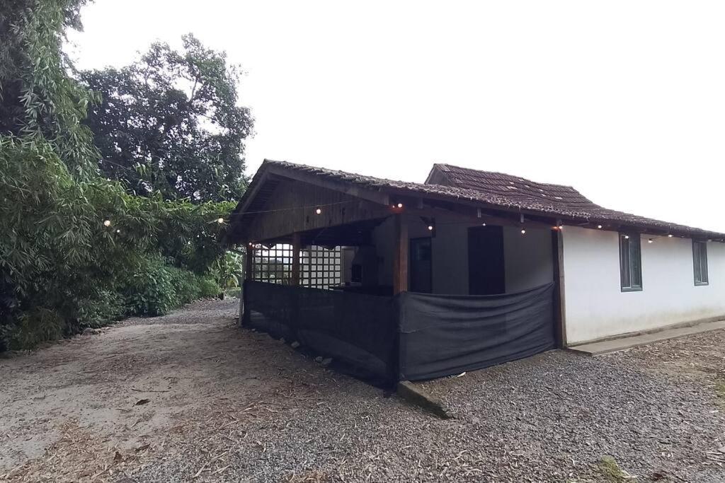 Villa Refugio Morro Da Tromba Joinville Exterior foto